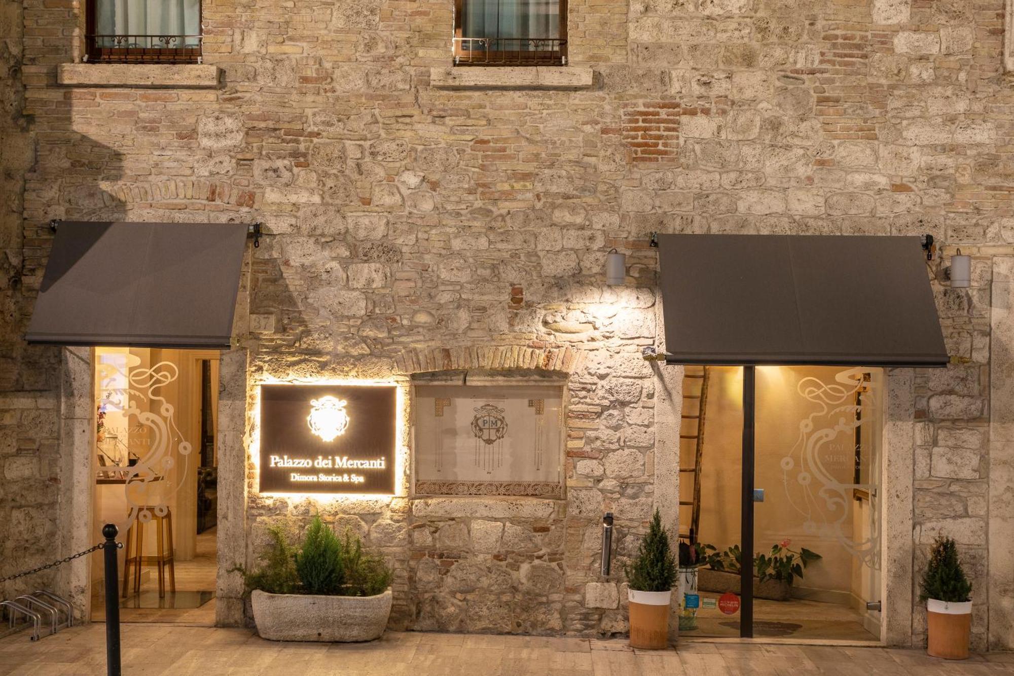 Palazzo Dei Mercanti - Dimora & Hotel